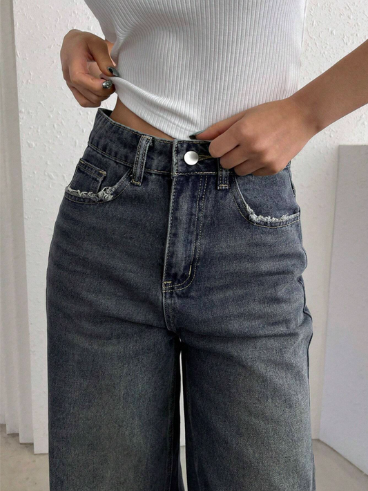 Women’s High Waist Baggy Jeans – Vintage Blue Frayed Pocket Denim