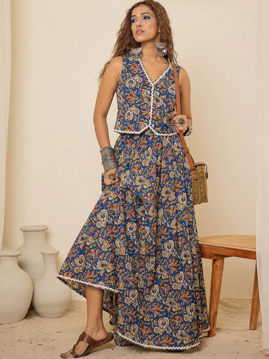 Women Pure Cotton Indie Floral Print V-Neck Waistcoat & Flared Skirt Co-ord Set